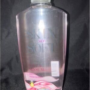 Skin So Soft bath oil from Avon